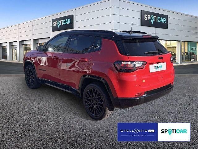 Gebraucht Jeep Compass 131 PS (96 kW) 2024 Rot SUV