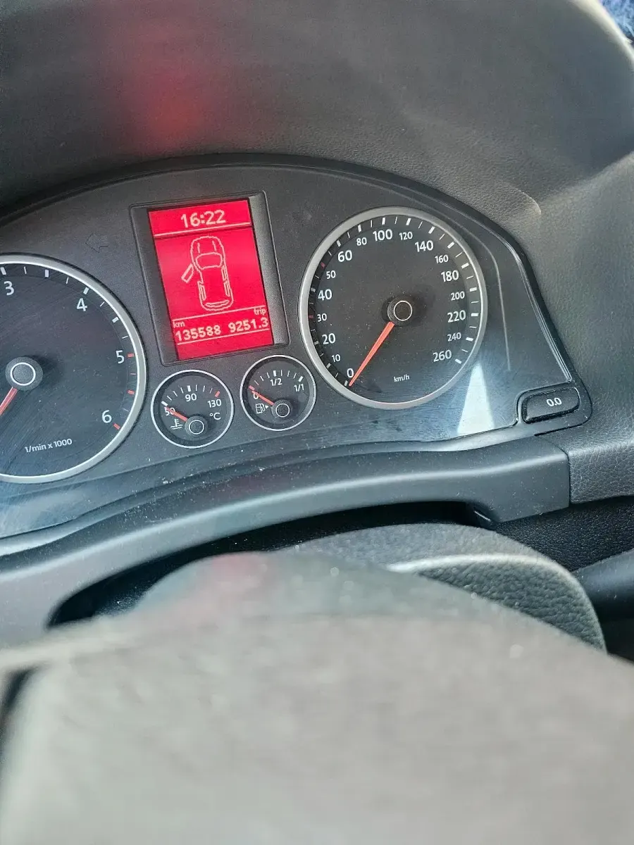 Używany VW Tiguan 140 KM (102 kW) 2007 Szary SUV