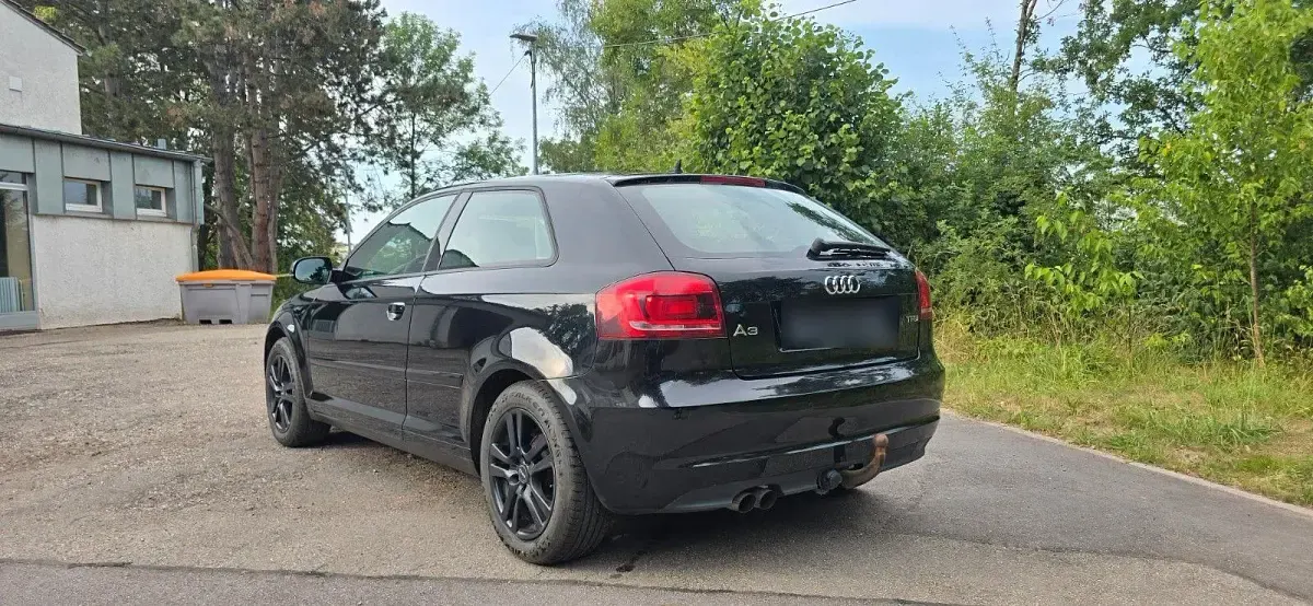 Gebraucht Audi A3 125 PS (91 kW) 2012 Schwarz Kleinwagen