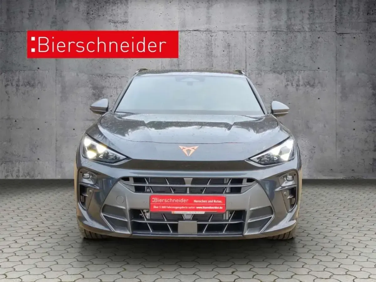 Gebraucht Cupra Terramar VZ 272 PS (200 kW) 2025 Grau (timanfayagrau) SUV