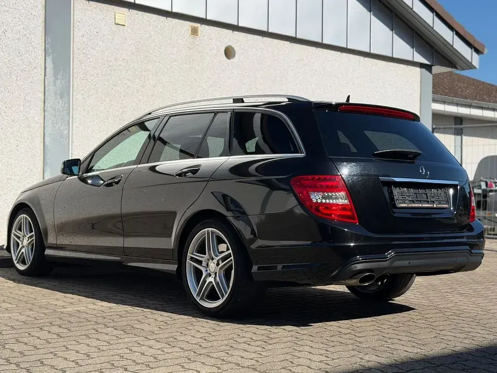 Gebraucht Mercedes C250 AMG 204 PS (150 kW) 2011 Schwarz Limousine