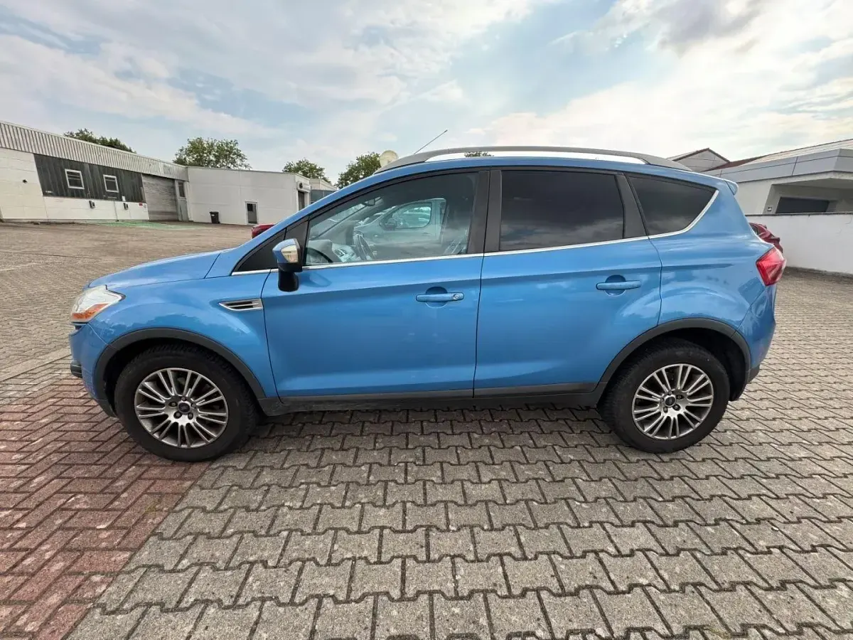 Gebraucht Ford Kuga Titanium 136 PS (100 kW) 2008 Blau SUV