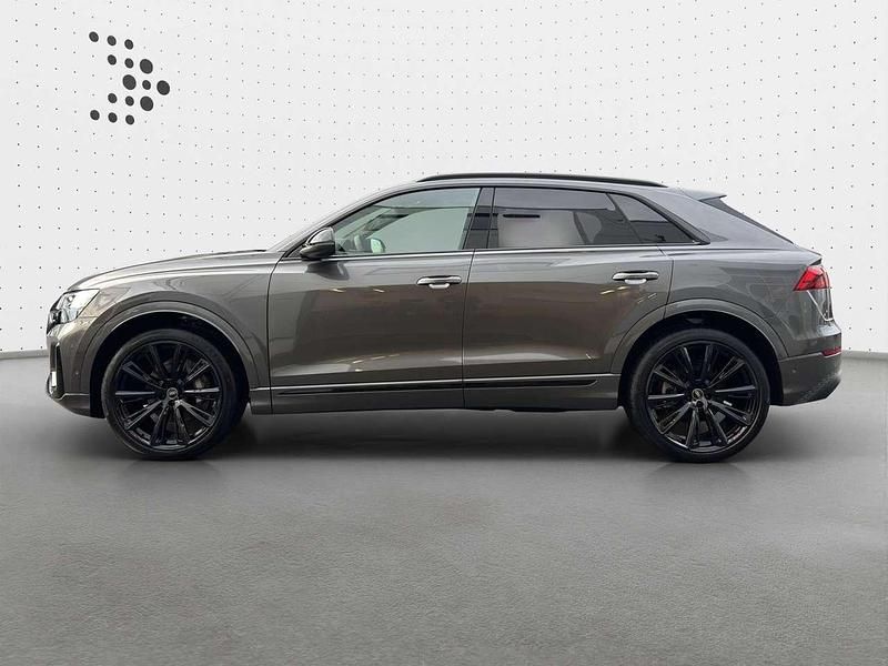 Neu Audi Q8 286 PS (210 kW) 2025 Samuraigrau metallic SUV