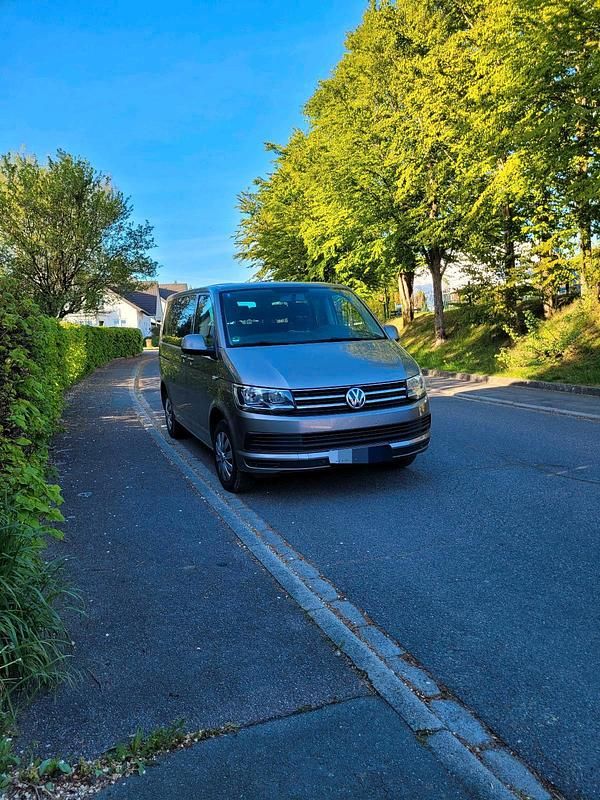 Second-hand VW Caravelle 150 CP (110 kW) 2017 Bej Van