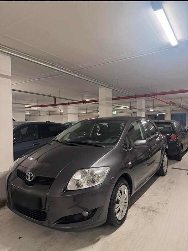 Gebraucht Toyota Auris 91 PS (66 kW) 2008 Grau Kleinwagen