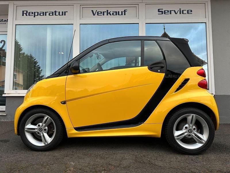 Gebraucht Smart ForTwo Cabrio Passion 84 PS (61 kW) 2015 Schwarz Cabrio