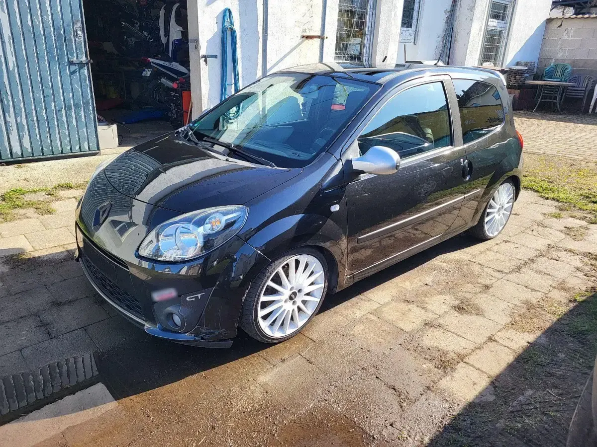 Używany Renault Twingo GT 101 KM (74 kW) 2009 Czarny Hatchback