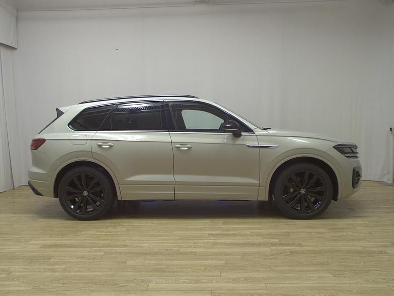 Beige Gebraucht 2022 VW Touareg Sound SUV | 42.980 € (Fairer Preis) - Bild 1/4