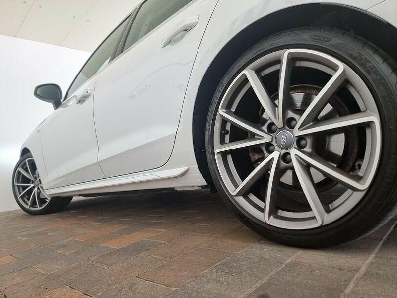 Gebraucht Audi A4 S-Line 204 PS (150 kW) 2022 Weiß Kombi