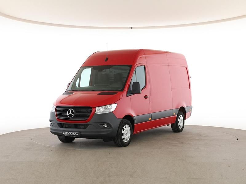 Gebraucht Mercedes Sprinter 170 PS (125 kW) 2023 Rot Van