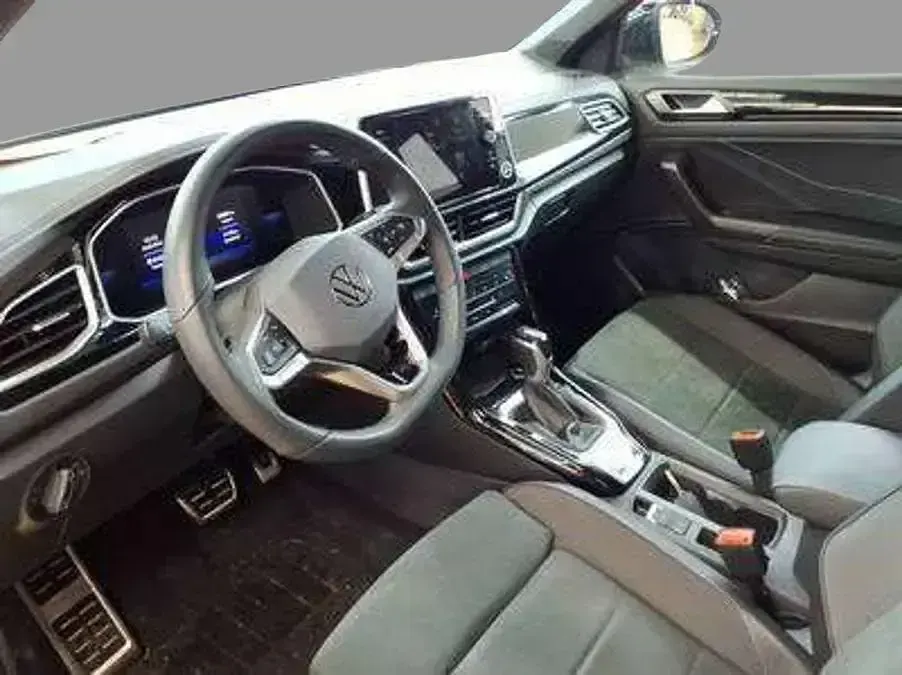 Gebraucht VW T-Roc Cabriolet R-line 150 PS (110 kW) 2025 Silber SUV