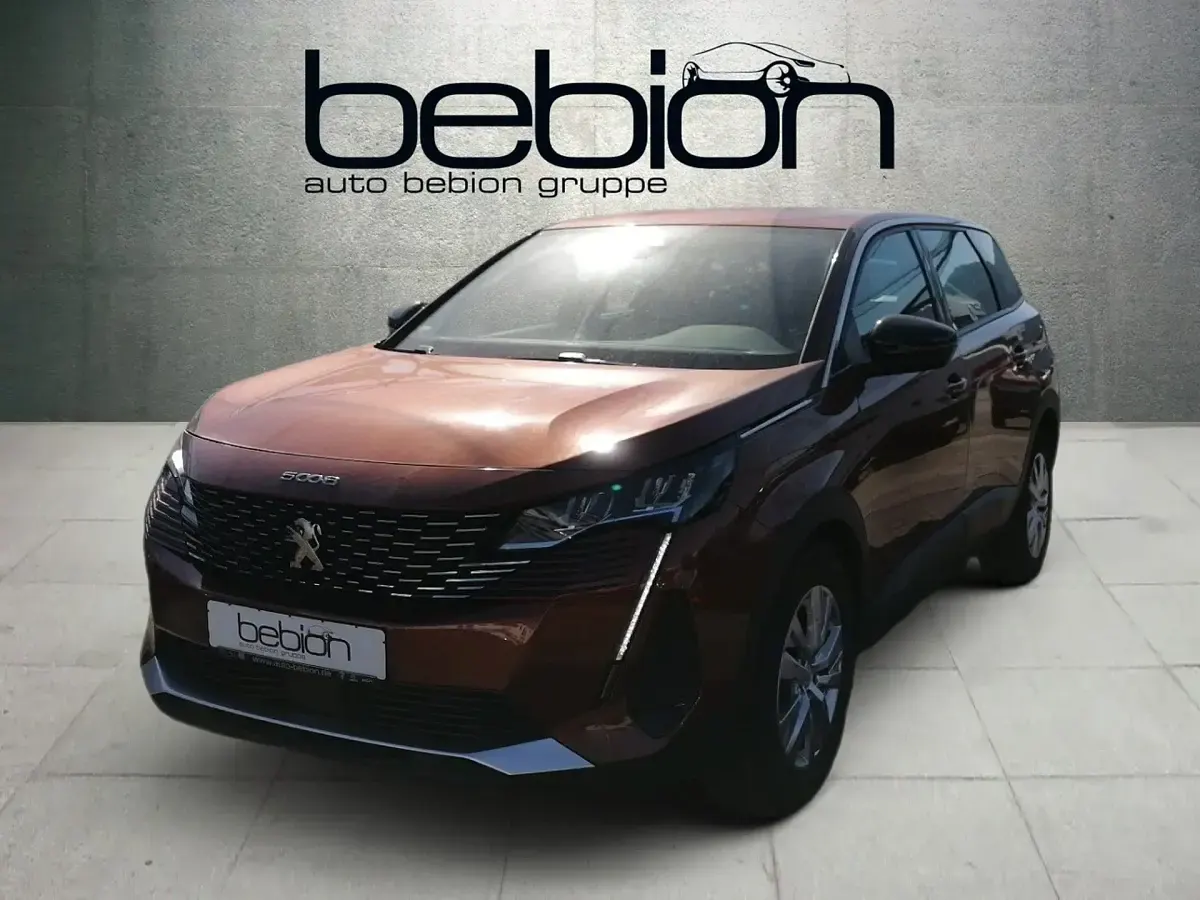 Gebraucht Peugeot 5008 Active 131 PS (96 kW) 2022 SUV