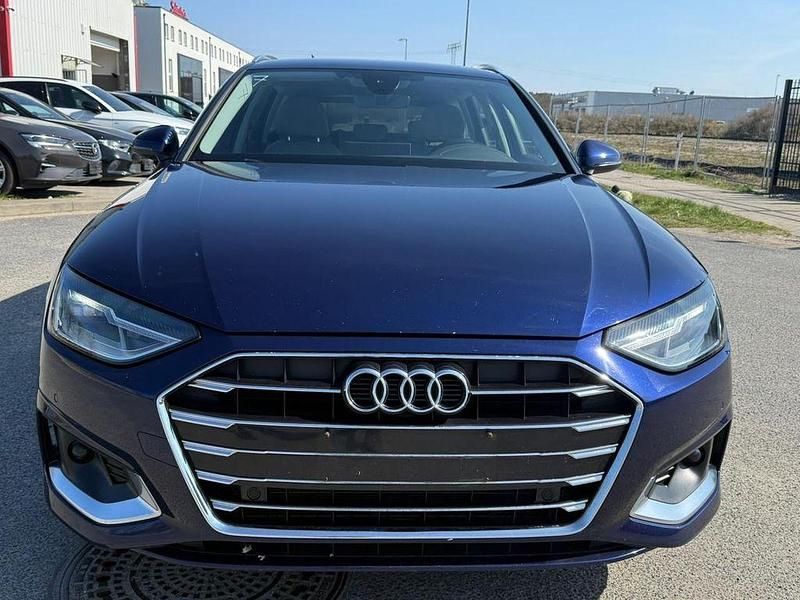 Gebraucht Audi A4 Ambiente 204 PS (150 kW) 2022 Blau Kombi