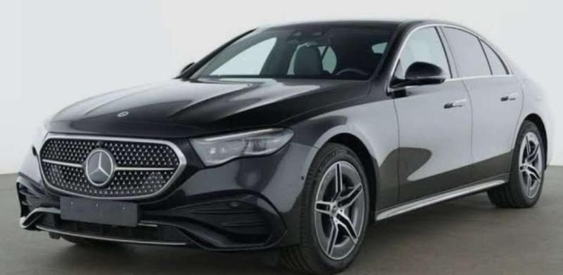 Grau Gebraucht 2024 Mercedes E300 Limousine | 50.000 € - Bild 1/1