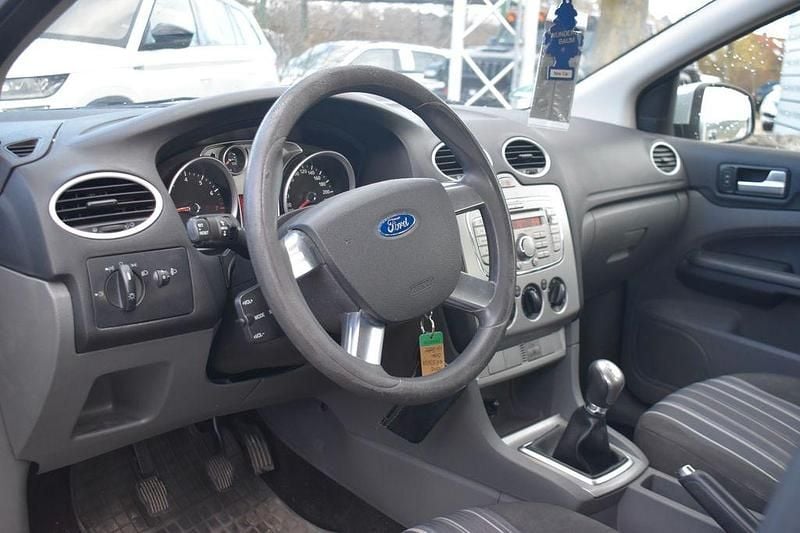 Gebraucht Ford Focus Style 101 PS (74 kW) 2008 Silber Limousine