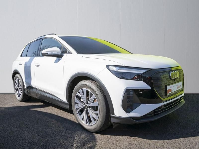 Gebraucht Audi Q4 e-tron Ambiente 210 kW (286 PS) 2025 Gletscherweiß metallic SUV