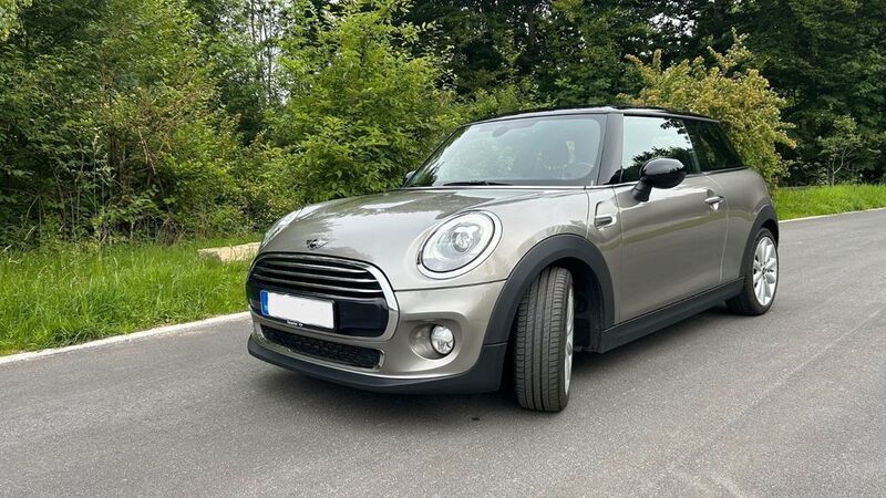 Silber Gebraucht 2016 Mini Cooper Chili Kleinwagen | 13.900 € (Guter Preis) - Bild 1/4