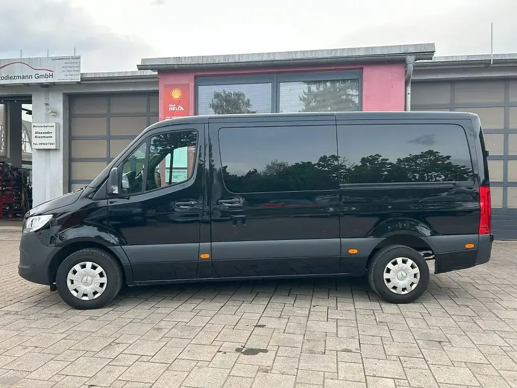 Occasion Mercedes Sprinter 170 ch (125 kW) 2025 Noir Van