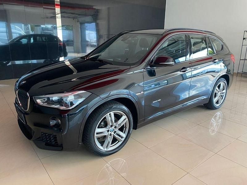 Schwarz Gebraucht 2018 BMW X1 M Sport SUV | 15.400 € (Superpreis) - Bild 1/4