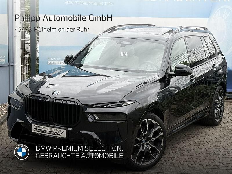 Black sapphire Gebraucht 2024 BMW X7 M Sport SUV | 93.799 € (Etwas zu teuer) - Bild 1/4