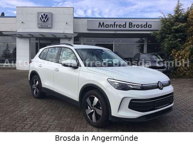 Gebraucht VW Tiguan Life 150 PS (110 kW) 2024 Weiß SUV