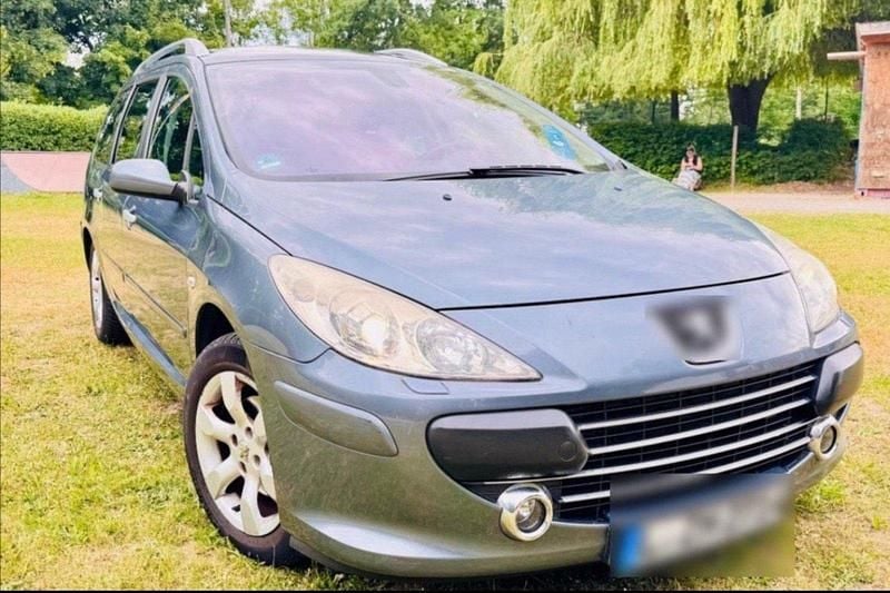 Grau Gebraucht 2005 Peugeot 307 Kombi | 2.899 € (Fairer Preis) - Bild 1/4