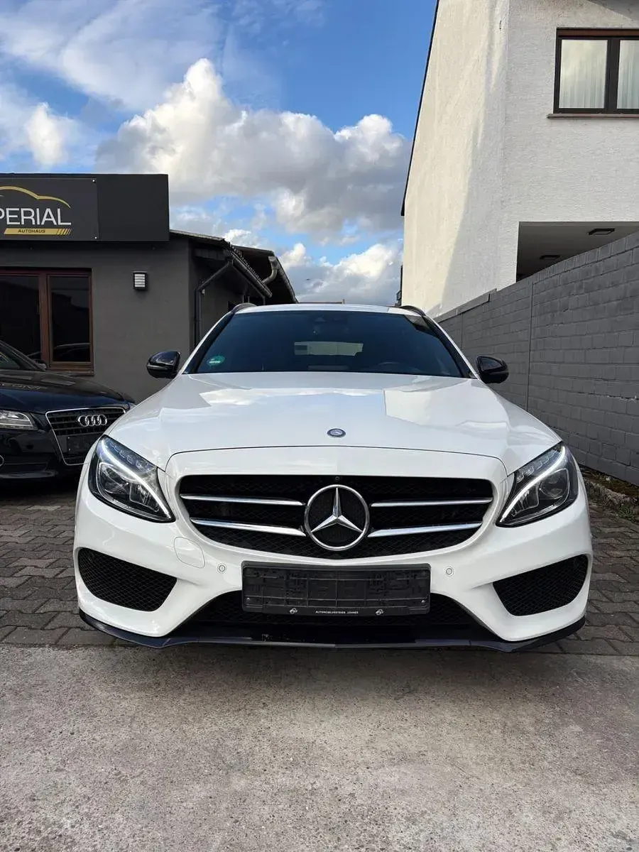 Gebraucht Mercedes C250 AMG 211 PS (155 kW) 2016 Weiß Kombi