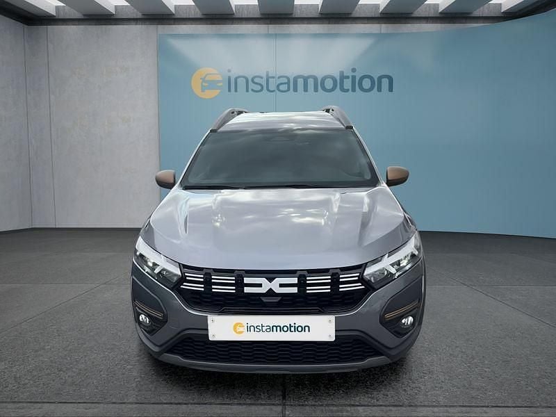 Grau Neu 2025 Dacia Jogger Van / Kleinbus | 25.599 € (Teuer) - Bild 1/4