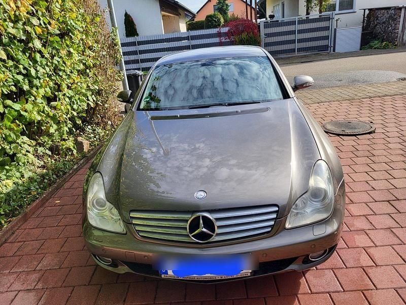 Gebraucht Mercedes CLS350 292 PS (214 kW) 2006 Braun Limousine
