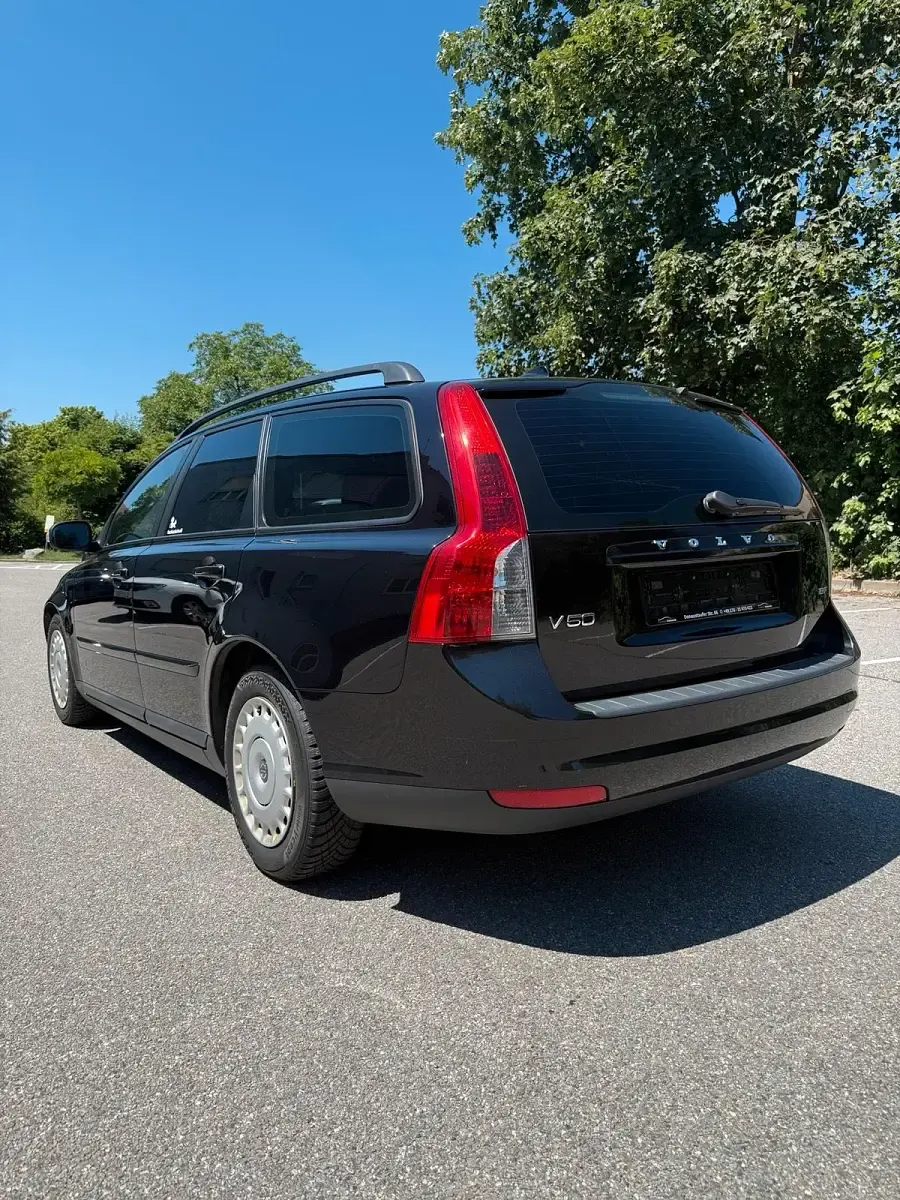 Gebraucht Volvo V50 125 PS (91 kW) 2008 Schwarz Kombi