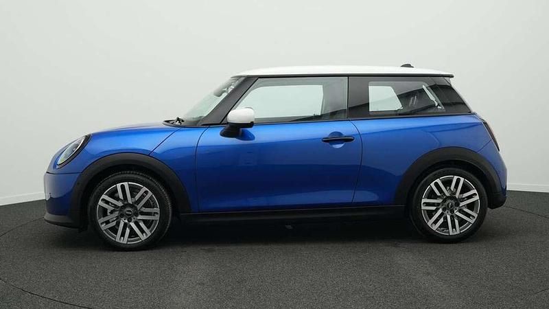 Gebraucht Mini Cooper Classic 156 PS (114 kW) 2024 Blau Kleinwagen