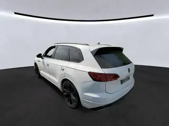 Gebraucht VW Touareg R-line 231 PS (169 kW) 2022 Pure white SUV