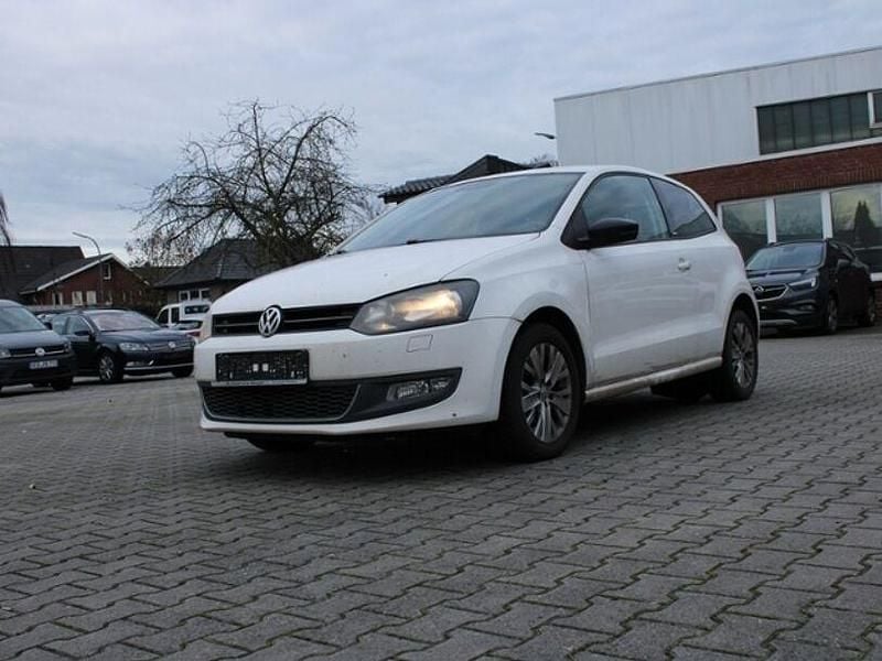 Weiss Gebraucht 2011 VW Polo Style Kleinwagen | 3.750 € (Guter Preis) - Bild 1/4