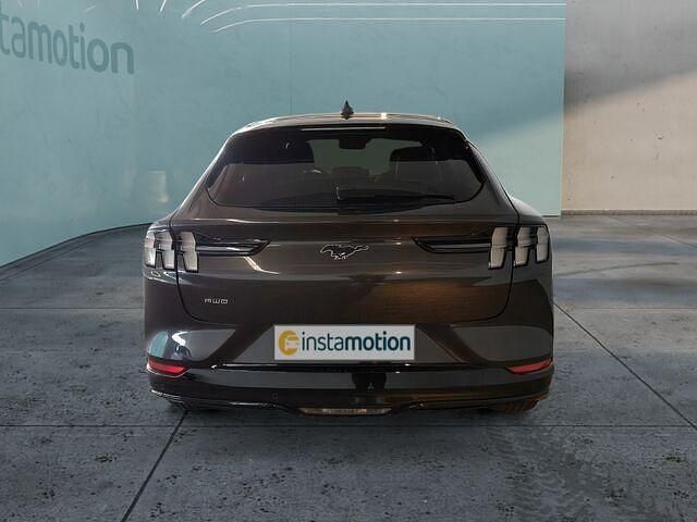 Grau Gebraucht 2023 Ford Mustang Mach-E Standard Range SUV | 49.040 € - Bild 1/2