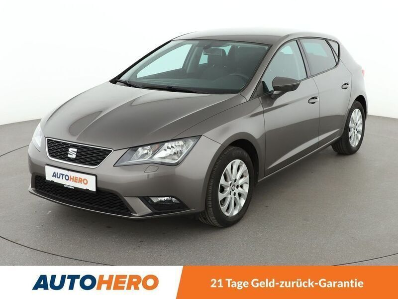 Grau Gebraucht 2015 Seat Leon Style Limousine | 11.700 € (Fairer Preis) - Bild 1/3