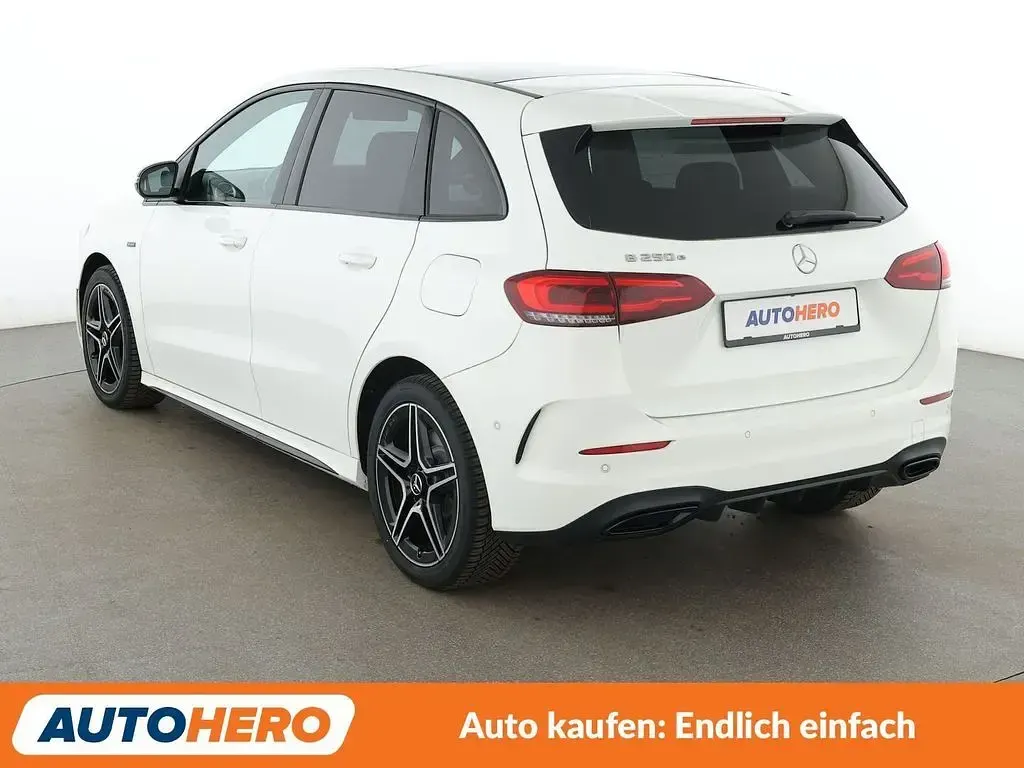Gebraucht Mercedes B250e AMG line 218 PS (160 kW) 2020 Weiß Kleinwagen