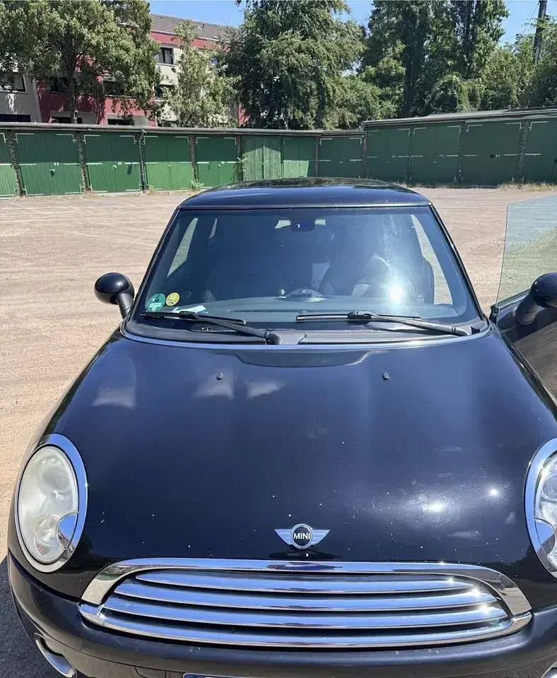 Gebraucht Mini Cooper 120 PS (88 kW) 2010 Schwarz Kleinwagen