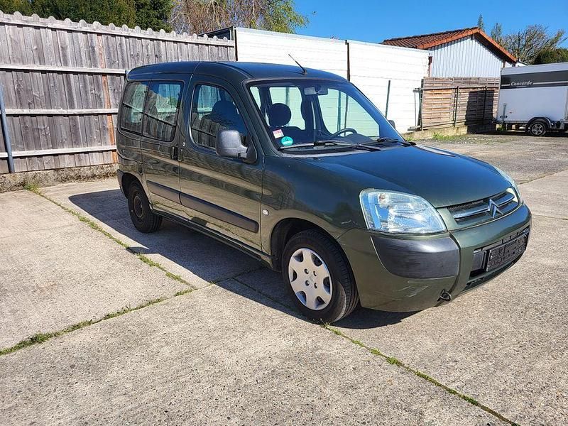 Gebraucht Citroën Berlingo 75 PS (55 kW) 2006 Grün Van / Kleinbus
