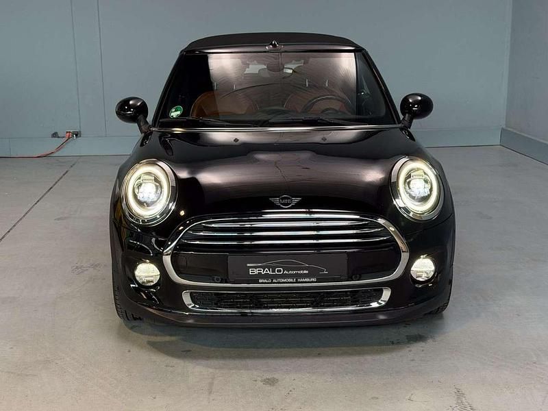 Gebraucht Mini Cooper Cabriolet 136 PS (100 kW) 2019 Midnight black Cabrio