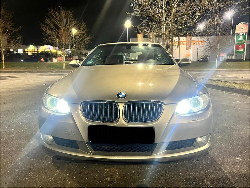 Gebraucht BMW 325 Cabriolet 197 PS (144 kW) 2008 Andere farben Cabrio