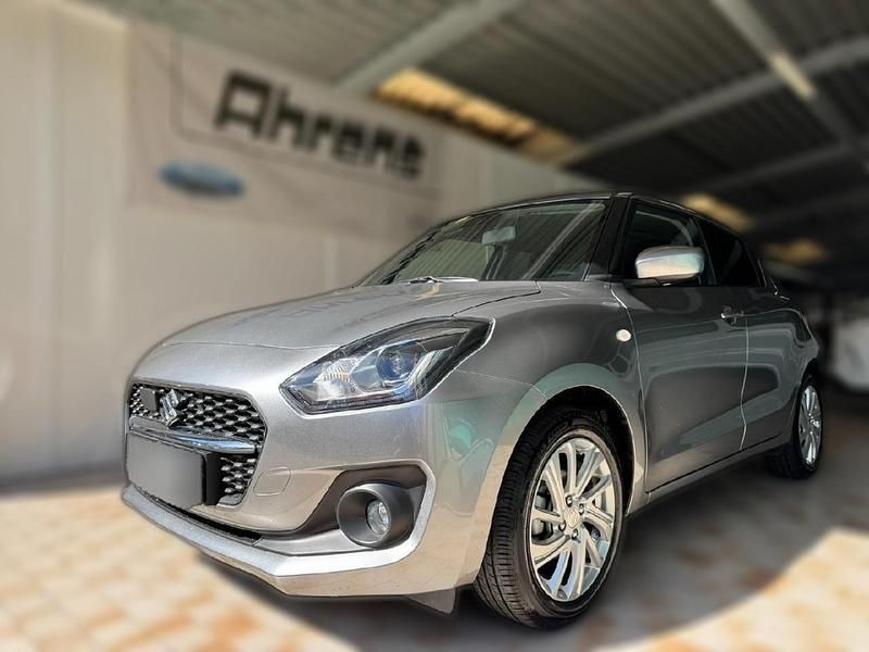 Silber metallic Gebraucht 2024 Suzuki Swift Comfort+ | 20.530 € (Fairer Preis) - Bild 1/4