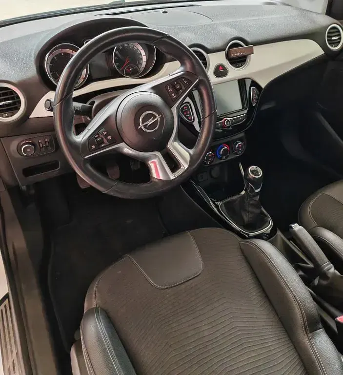 Gebraucht Opel Adam Glam 101 PS (74 kW) 2016 Weiß Kleinwagen