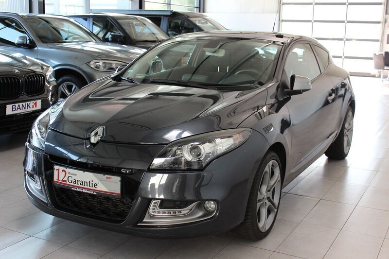 Renault Megane III Coupe 275 R.S. CUP EDITION RECARO gebraucht