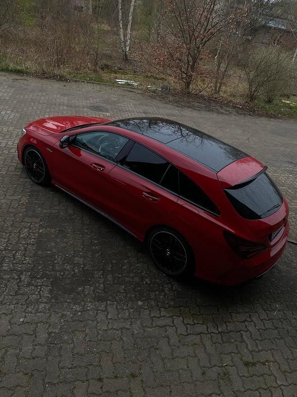Gebraucht Mercedes CLA45 AMG Shooting Brake AMG 381 PS (280 kW) 2016 Rot Kombi