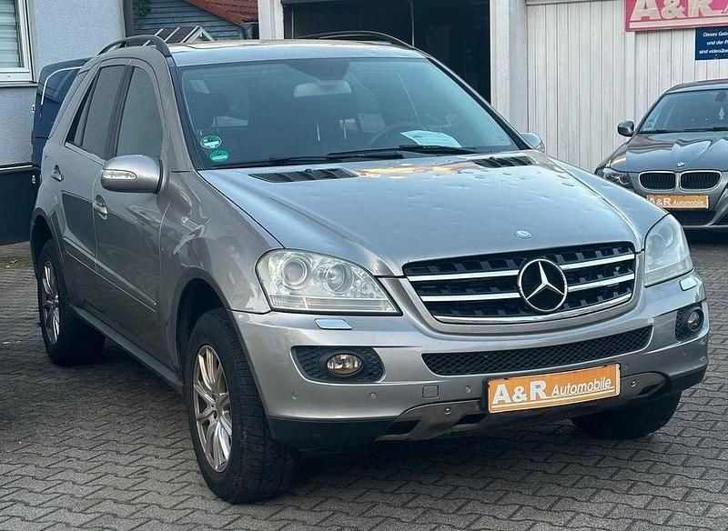 Silber Gebraucht 2008 Mercedes ML320 SUV | 3.700 € (Superpreis) - Bild 1/4