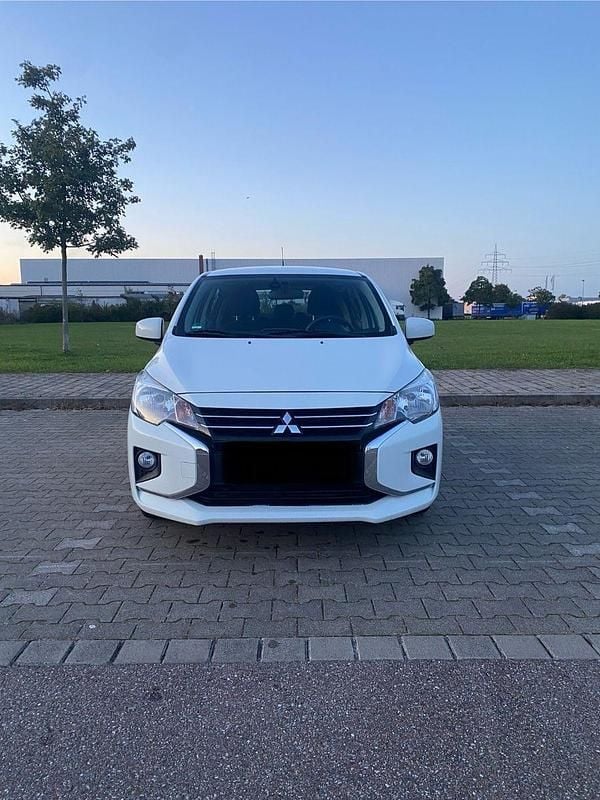 Weiß Gebraucht 2020 Mitsubishi Space Star Kleinwagen | 6.400 € (Guter Preis) - Bild 1/4