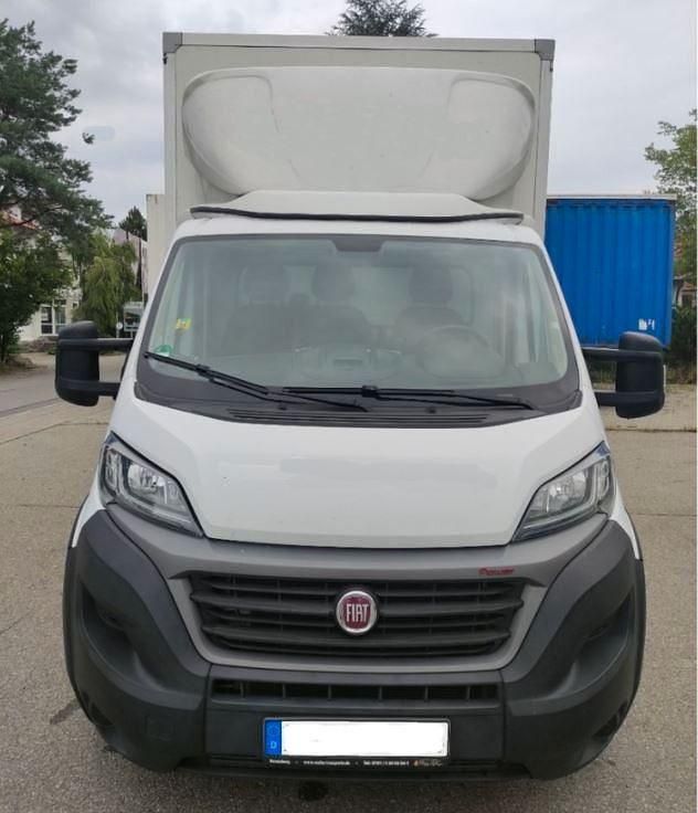 Weiß Gebraucht 2020 Fiat Ducato Van | 19.999 € - Bild 1/4