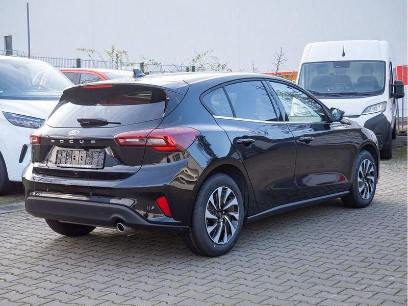 Neu Ford Focus Style 155 PS (114 kW) 2026 Agate black Limousine