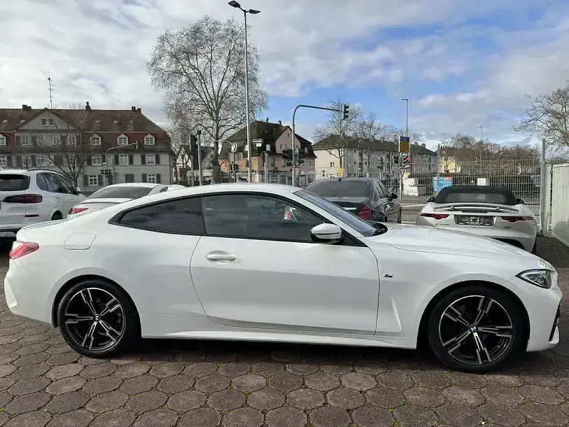 Gebraucht BMW 420 Coupé M Sport 360 PS (264 kW) 2021 Alpinweiss iii (metallic) Coupé