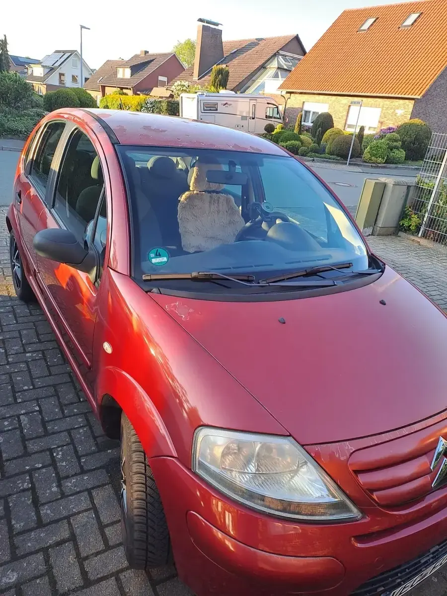 Używany Citroën C3 70 KM (51 kW) 2009 Czerwony Hatchback